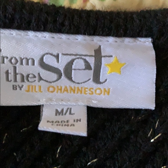 Poncho - Picture 3 of 4